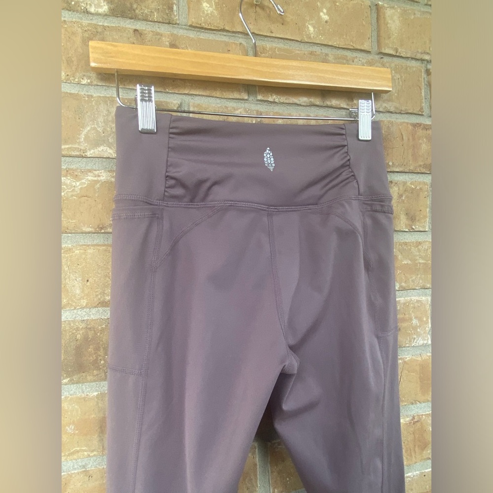 Free People Movement Breathe Easy Leggings, Size XS - Picture 9 of 10